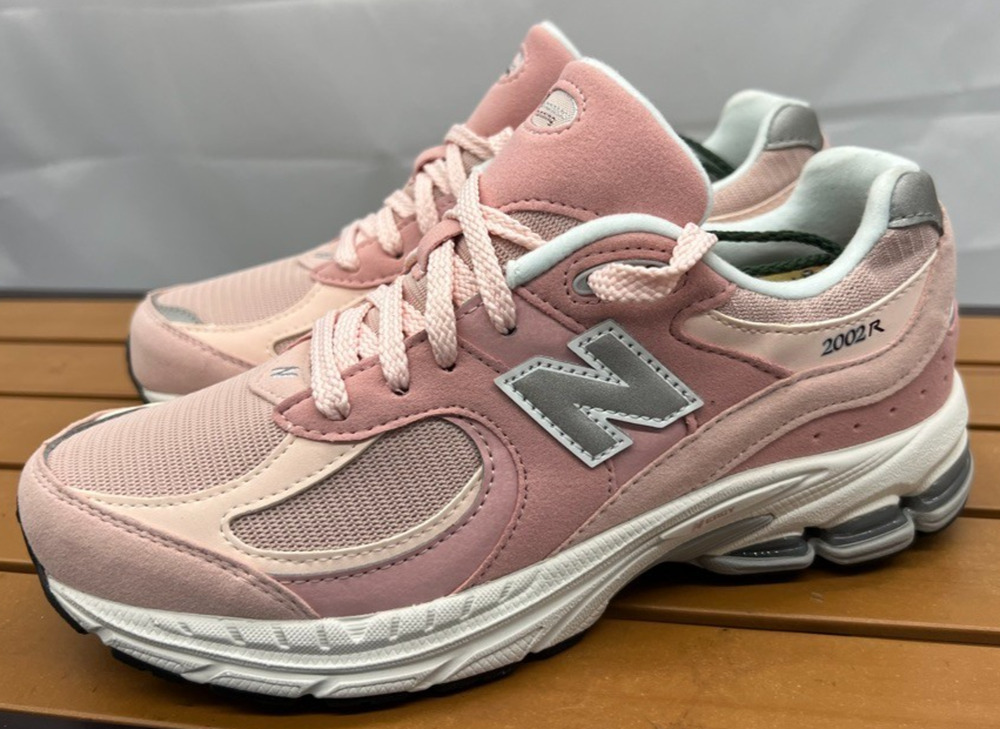 New Balance 2002R "Pink Sand" GC2002SK Youth / Women's Running Shoes Size 5.5